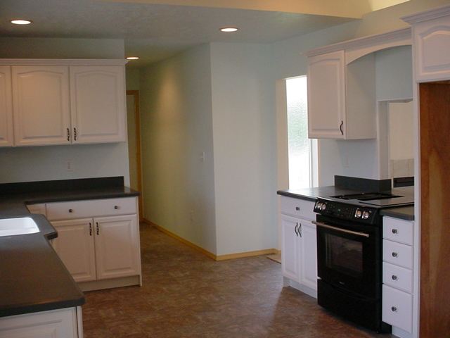 1012 North Woodruff Road Spokane Valley, WA 99206 - Photo 3 of 9