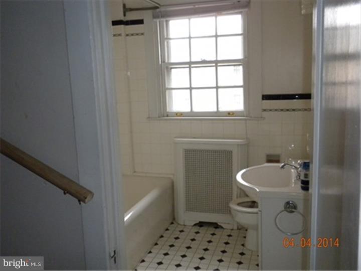 139 Walsh Road Lansdowne, PA 19050 - Photo 8 of 14