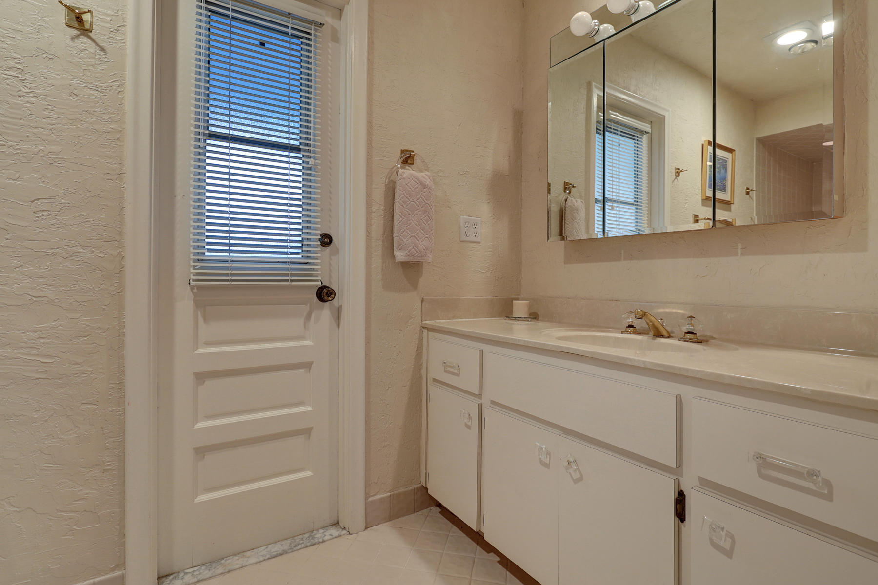 2103 Southwest 7th Court Boca Raton, FL 33486 - Photo 17 of 49 2103 SW 7th Ct - 34
