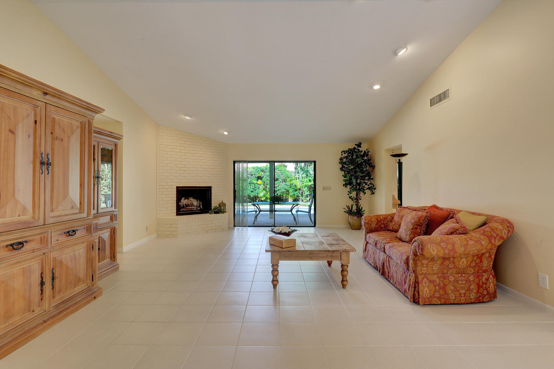 2103 Southwest 7th Court Boca Raton, FL 33486 - Photo 9 of 49 2103 SW 7th Ct - 28