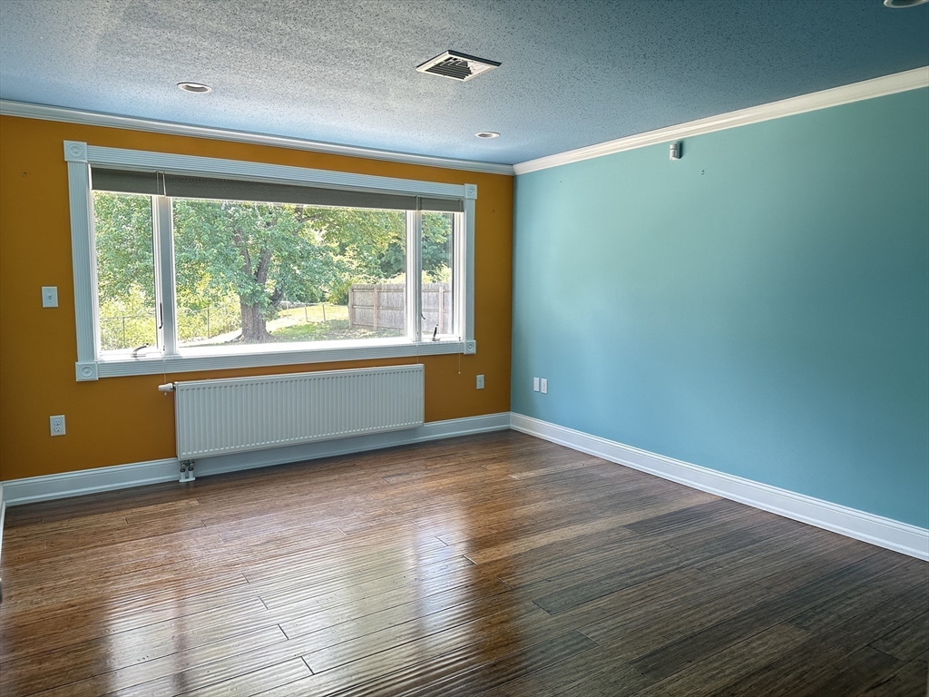 36 Crescent Drive Ludlow, MA 01056 - Photo 15 of 32