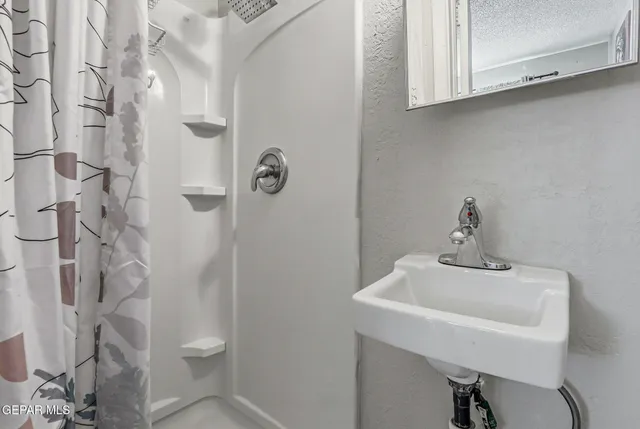 $216,000 | 9605 Montwood Drive, El Paso, TX 79925