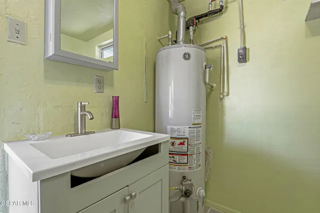 $216,000 | 9605 Montwood Drive, El Paso, TX 79925