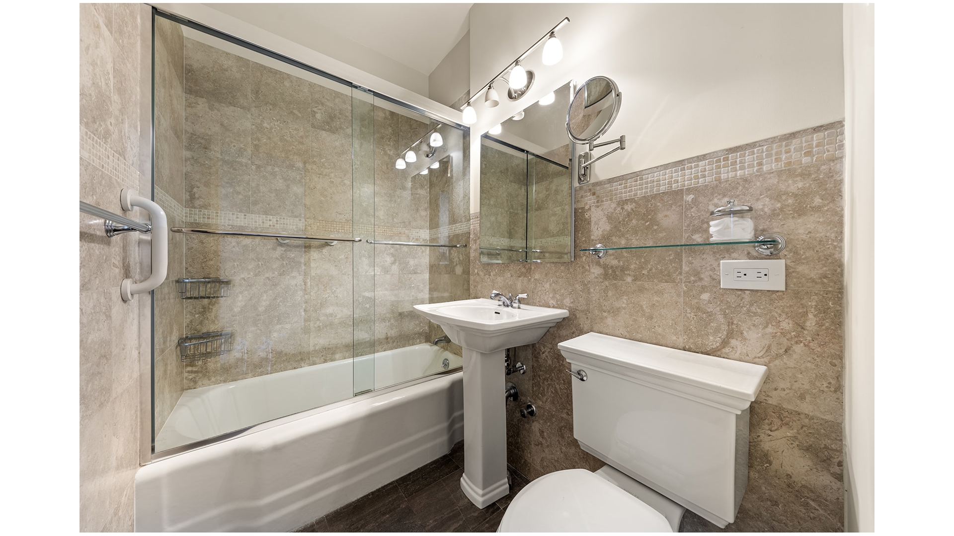 520 East 72nd Street, Unit 10T Manhattan, NY 10021 - Photo 6 of 7