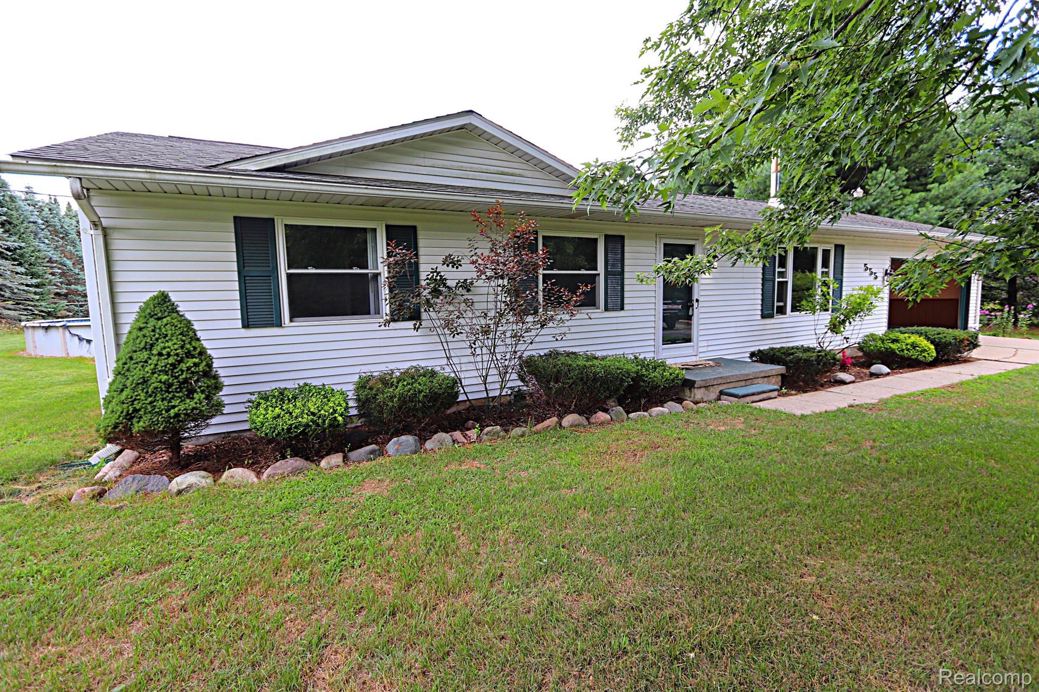 555 Miller Lake Road Columbiaville, MI 48421 - Photo 54 of 55