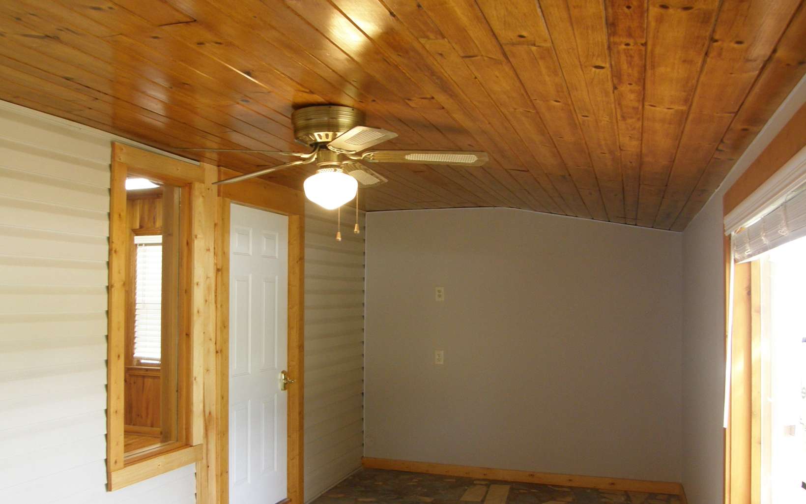 5734 Robinson Road Young Harris, GA 30582 - Photo 3 of 4 Additional View