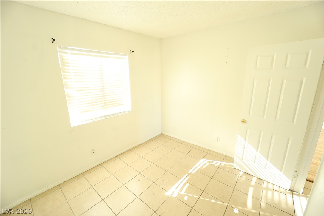 6942 Appleton Drive Las Vegas, NV 89156 - Photo 16 of 39