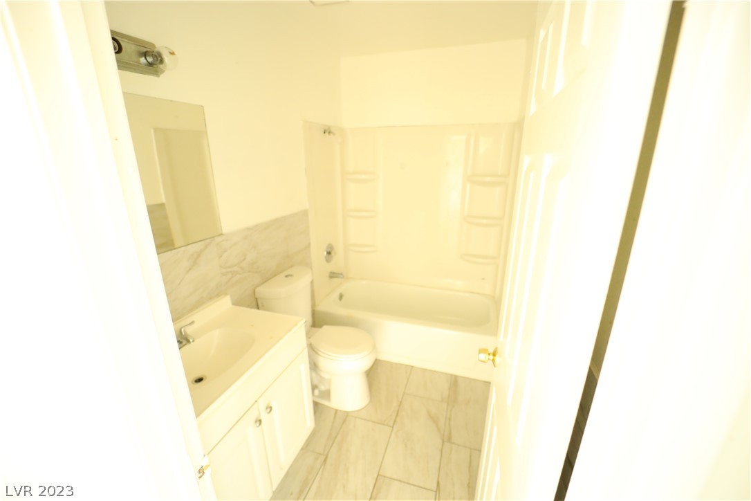 6942 Appleton Drive Las Vegas, NV 89156 - Photo 19 of 39