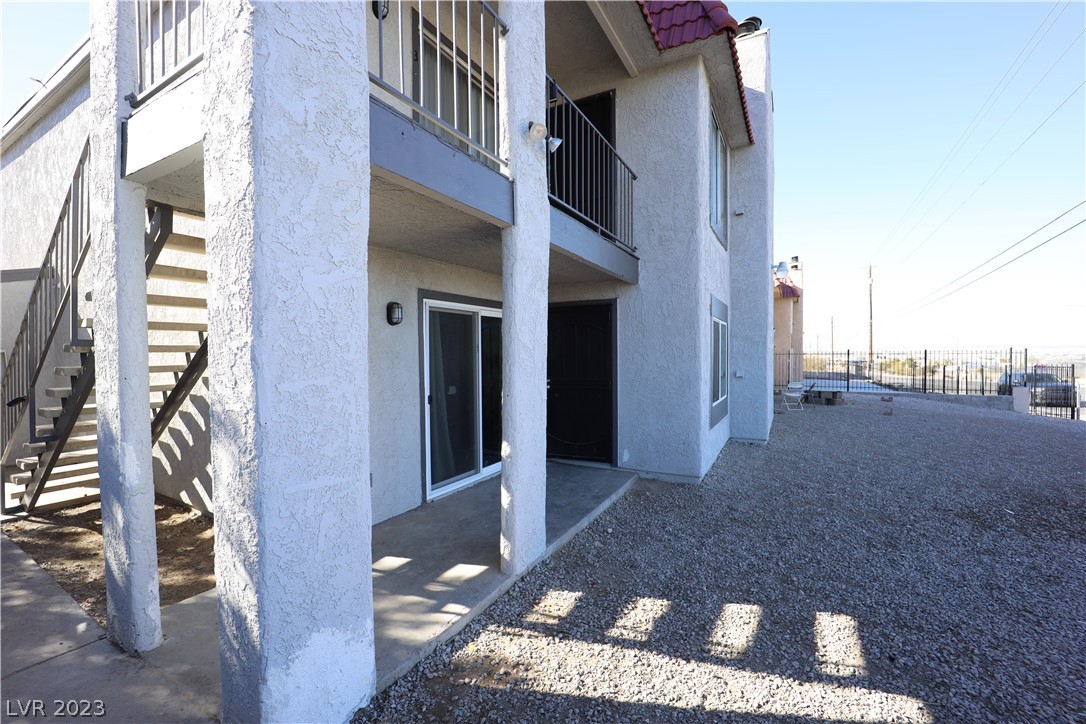 6942 Appleton Drive Las Vegas, NV 89156 - Photo 3 of 39