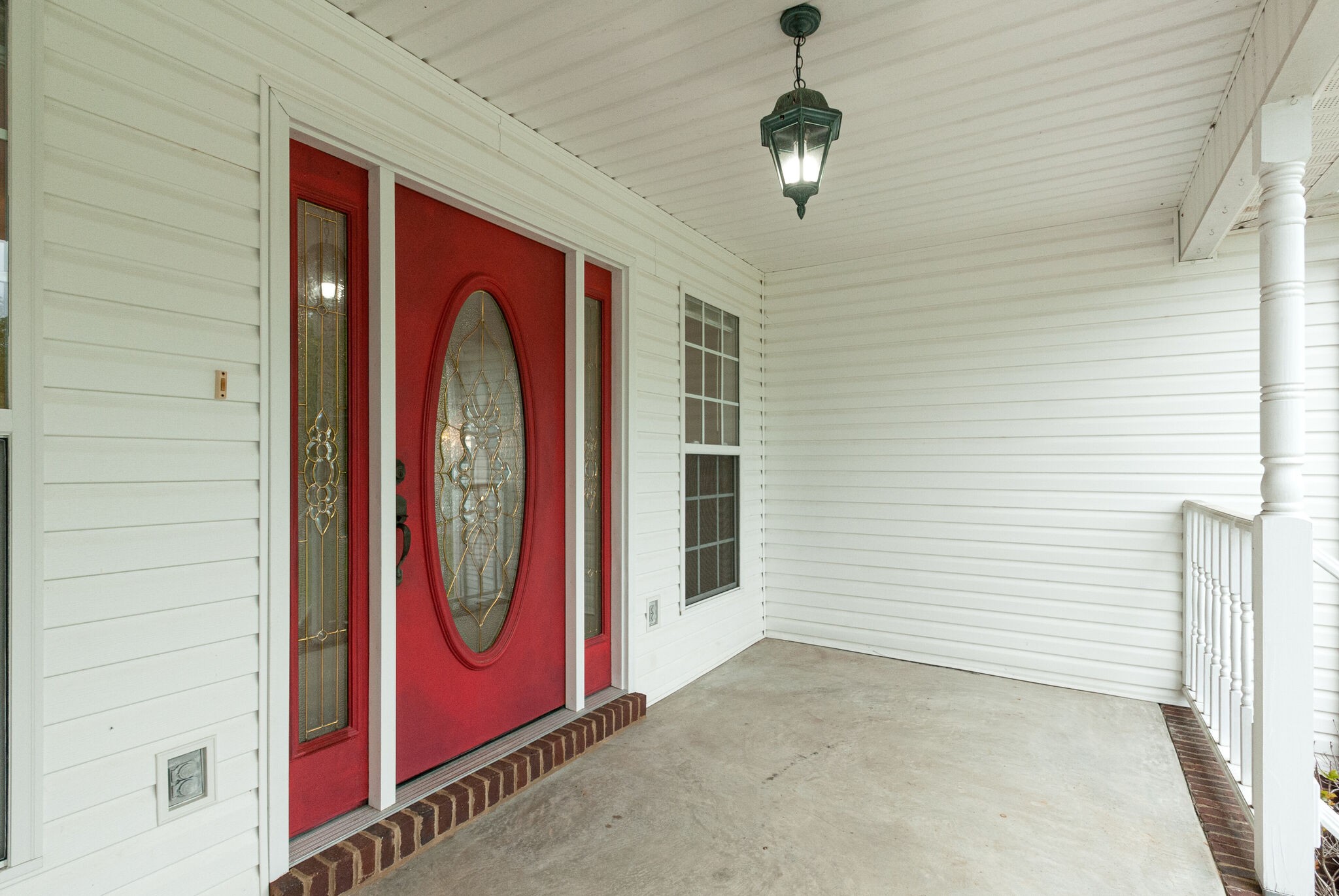 166 Caldwell Road Summertown, TN 38483 - Photo 4 of 36 a view of entryway