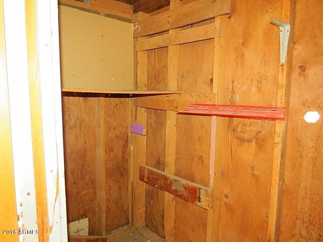 401 East Baseline Road Buckeye, AZ 85326 - Photo 12 of 71 023-155559 - laundry room-002