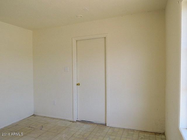 401 East Baseline Road Buckeye, AZ 85326 - Photo 26 of 71 023-155559 - dining area-002