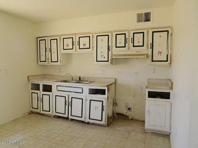 401 East Baseline Road Buckeye, AZ 85326 - Photo 31 of 71 023-155559 - kitchen