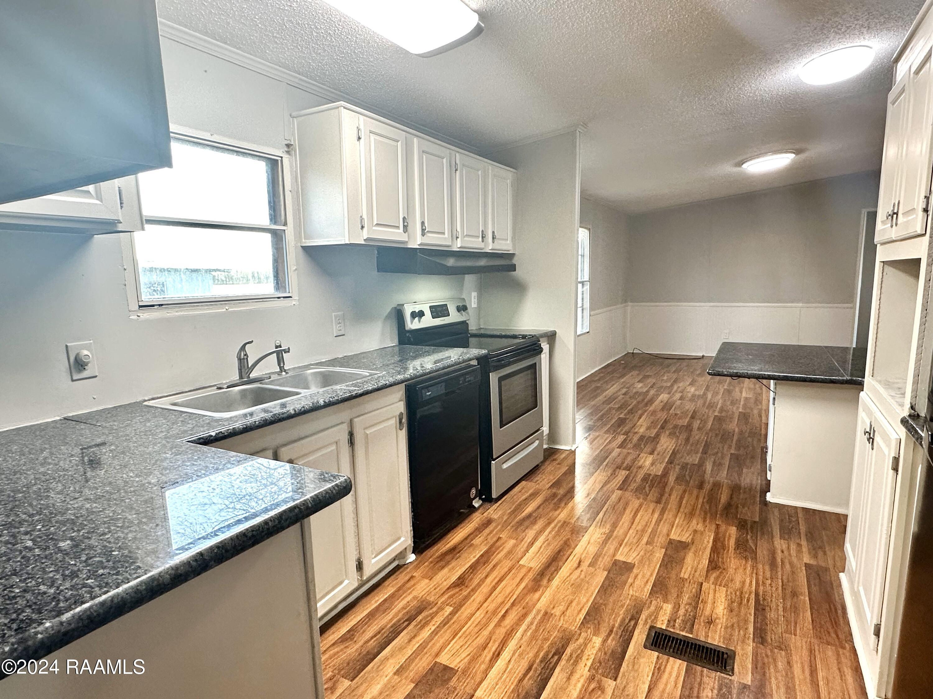 139 Ray Pardue Road Duson, LA 70529 - Photo 4 of 19 Kitchen1