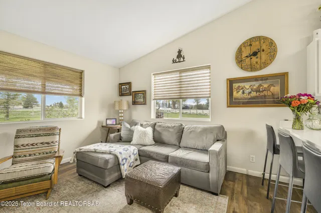 $1,295,000 | 3390 North N Highway, Driggs, ID 83422