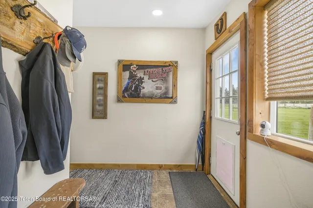 $1,295,000 | 3390 North N Highway, Driggs, ID 83422