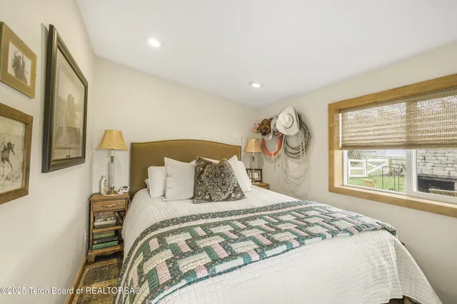 $1,295,000 | 3390 North N Highway, Driggs, ID 83422