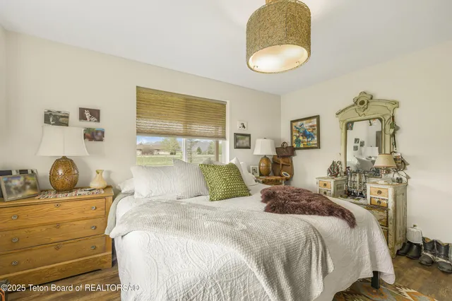 $1,295,000 | 3390 North N Highway, Driggs, ID 83422