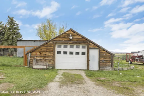 $1,295,000 | 3390 North N Highway, Driggs, ID 83422