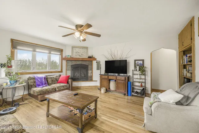 $1,295,000 | 3390 North N Highway, Driggs, ID 83422