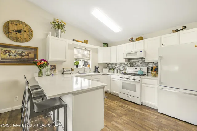 $1,295,000 | 3390 North N Highway, Driggs, ID 83422