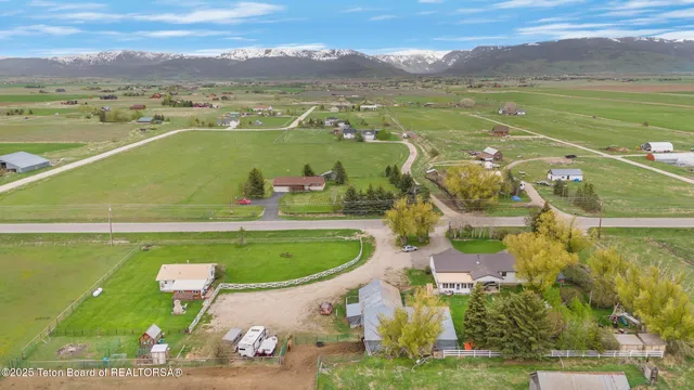 $1,295,000 | 3390 North N Highway, Driggs, ID 83422