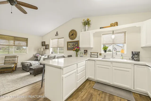 $1,295,000 | 3390 North N Highway, Driggs, ID 83422