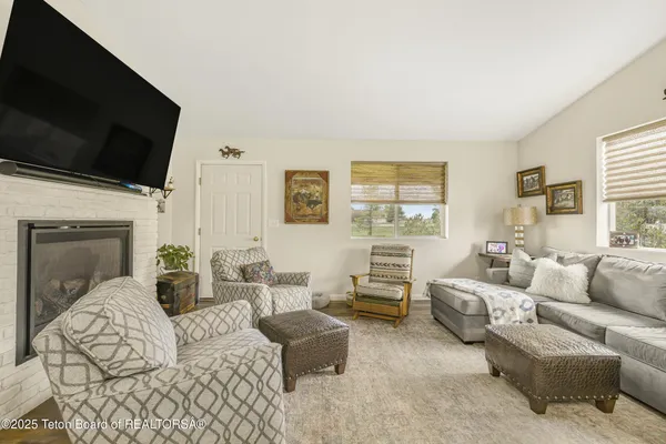 $1,295,000 | 3390 North N Highway, Driggs, ID 83422