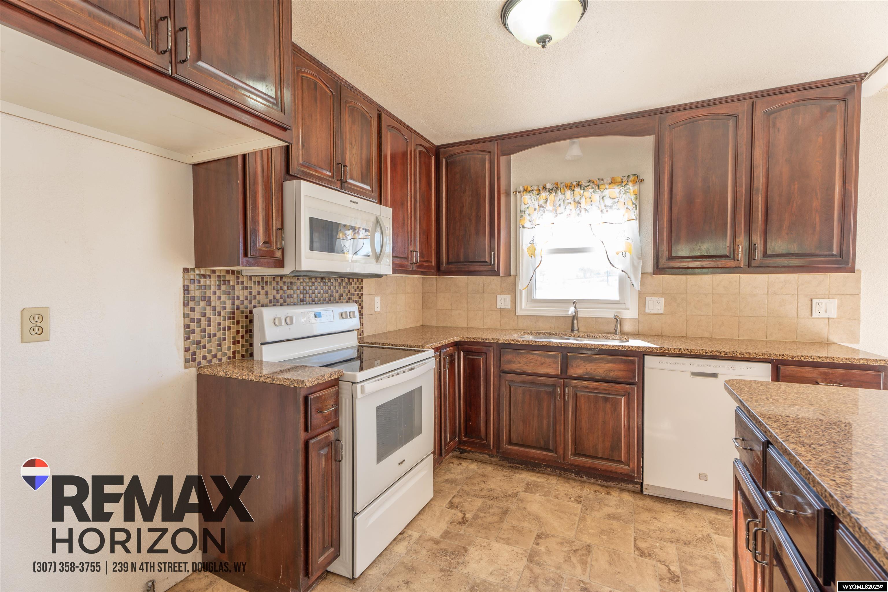 34 Collins Drive Douglas, WY 82633 - Photo 10 of 29