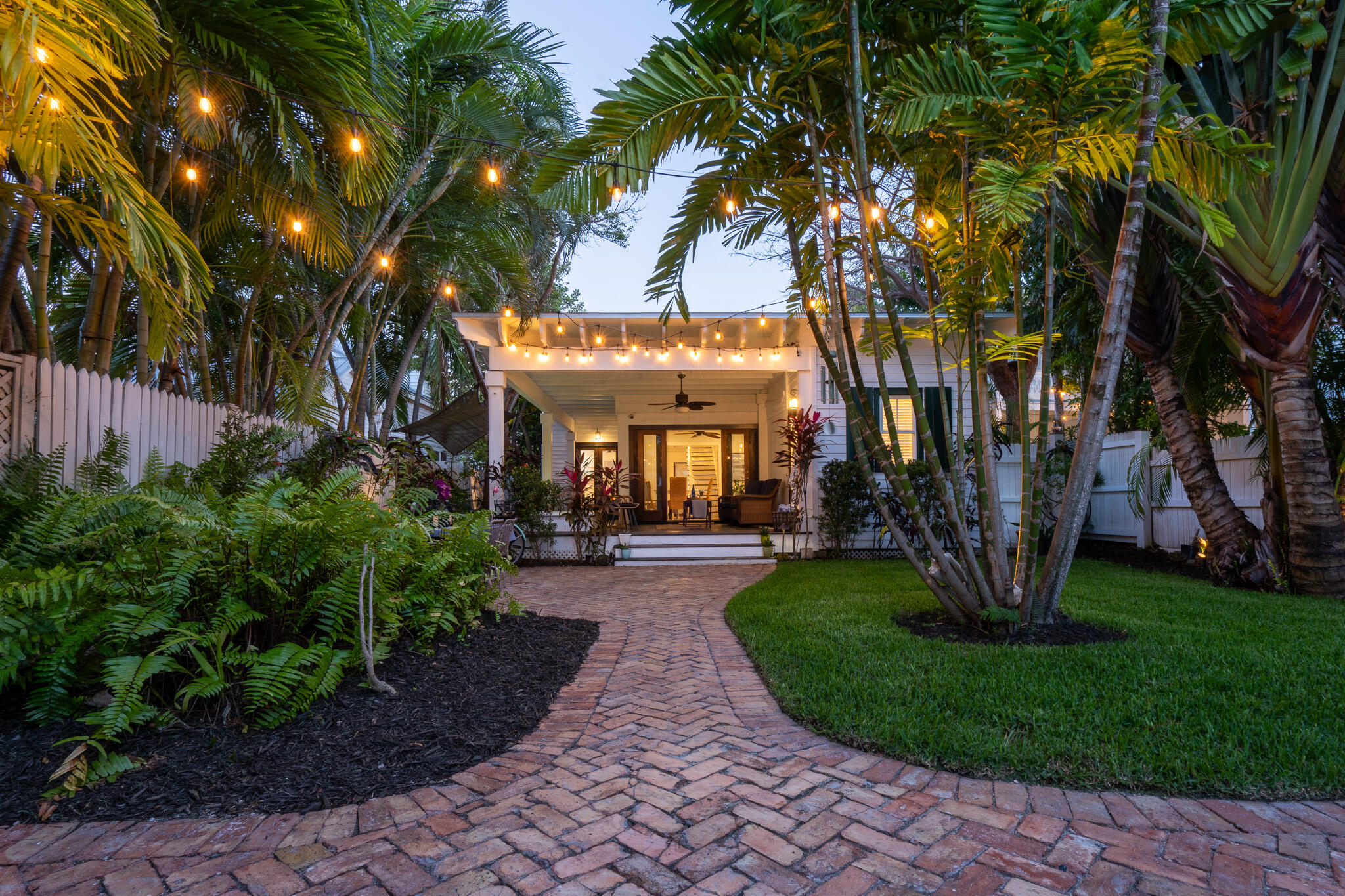 1019 Eaton Street Key West, FL 33040 - Photo 1 of 50 Magical Ambiance At Night