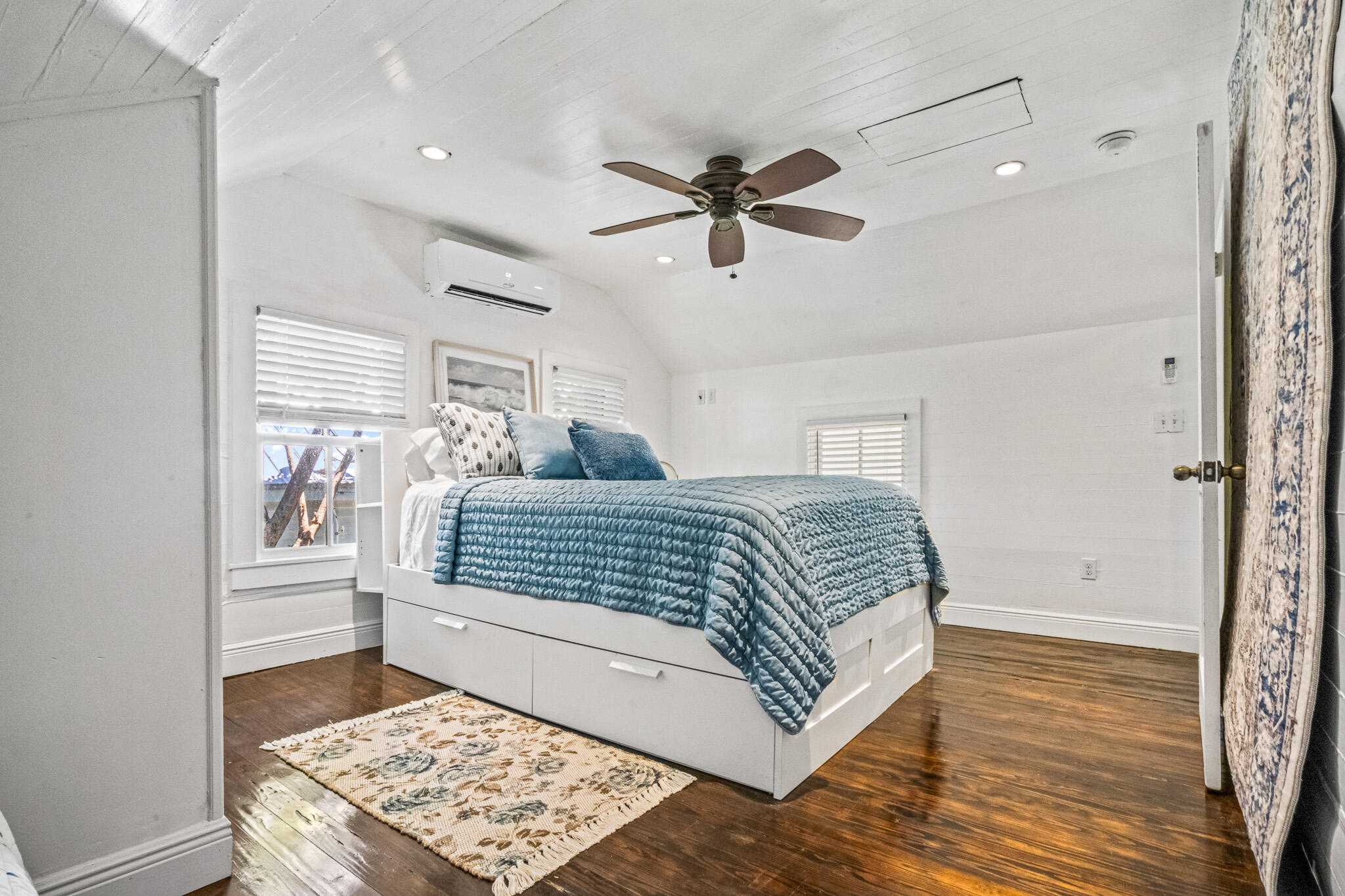 1019 Eaton Street Key West, FL 33040 - Photo 21 of 50 Guest Room 1
