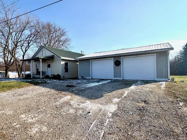 $143,500 | 808 Spice Valley Road, Mitchell, IN 47446