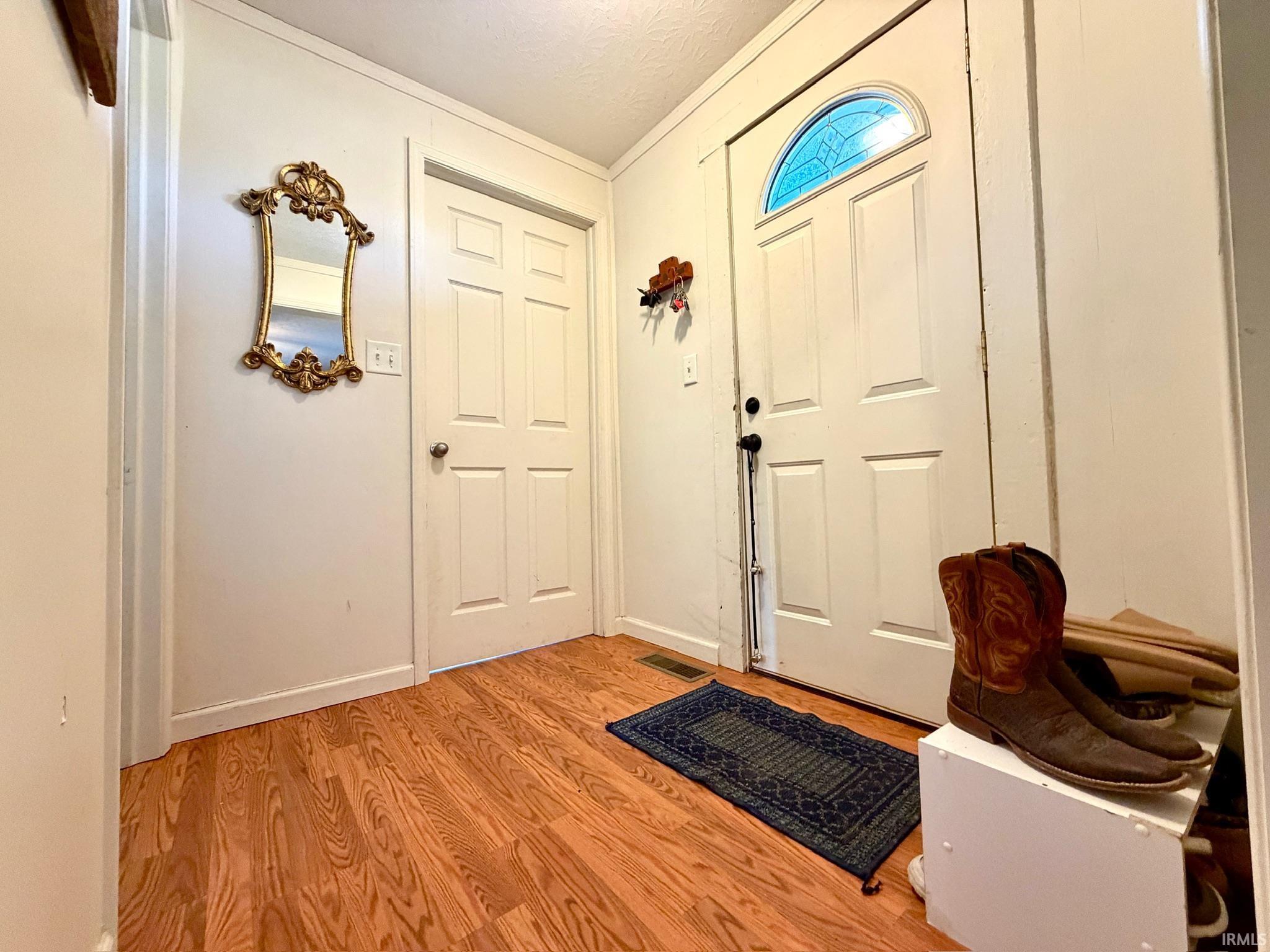 808 Spice Valley Road Mitchell, IN 47446 - Photo 13 of 27