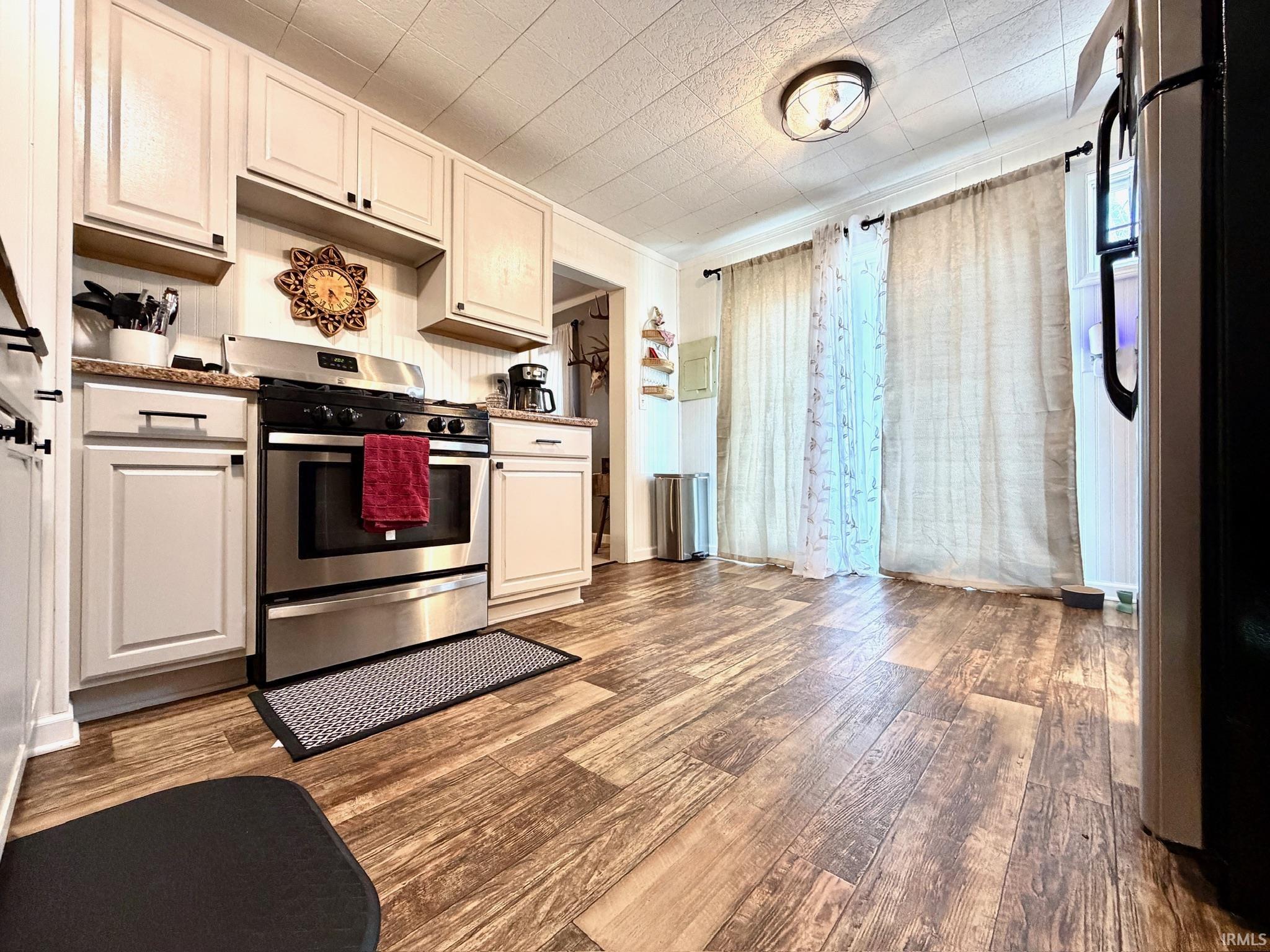 808 Spice Valley Road Mitchell, IN 47446 - Photo 17 of 27