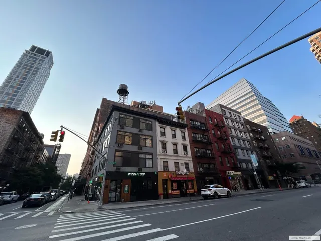 $3,700 | 75 Lexington Avenue, Unit 3R | Kips Bay