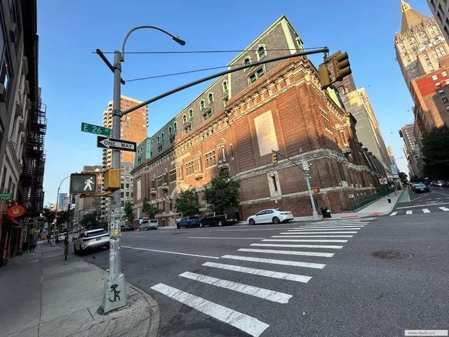 $3,700 | 75 Lexington Avenue, Unit 3R | Kips Bay