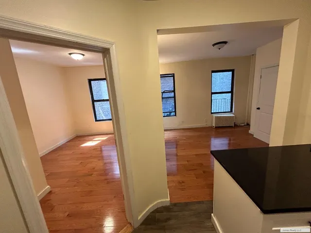 $3,700 | 75 Lexington Avenue, Unit 3R | Kips Bay