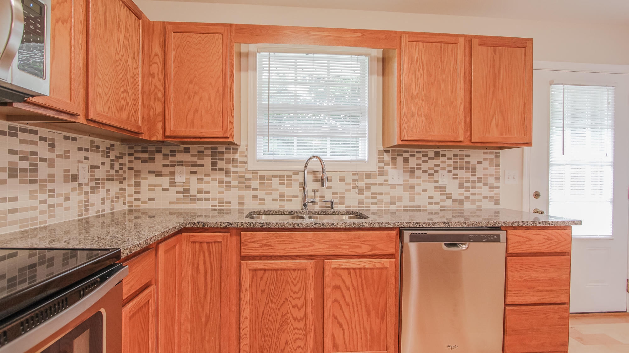 7632 Applecross Road Corryton, TN 37721 - Photo 8 of 25 7632 Applecross Road, Corryton, TN 37721
