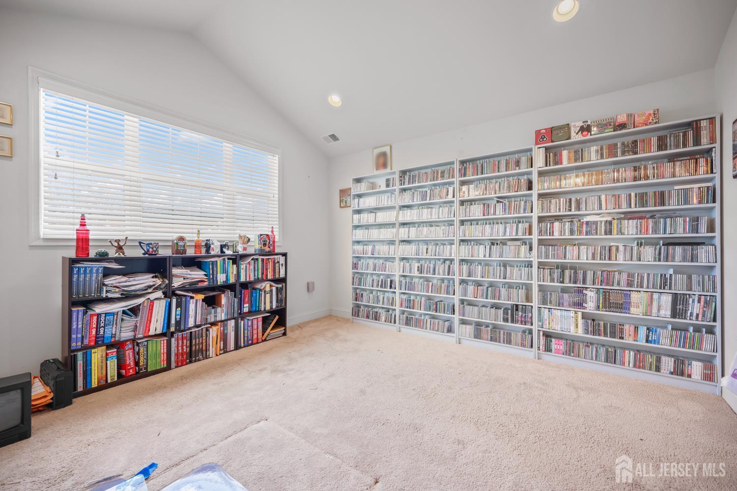 46 Mandrake Road Monroe Township, NJ 08831 - Photo 34 of 58