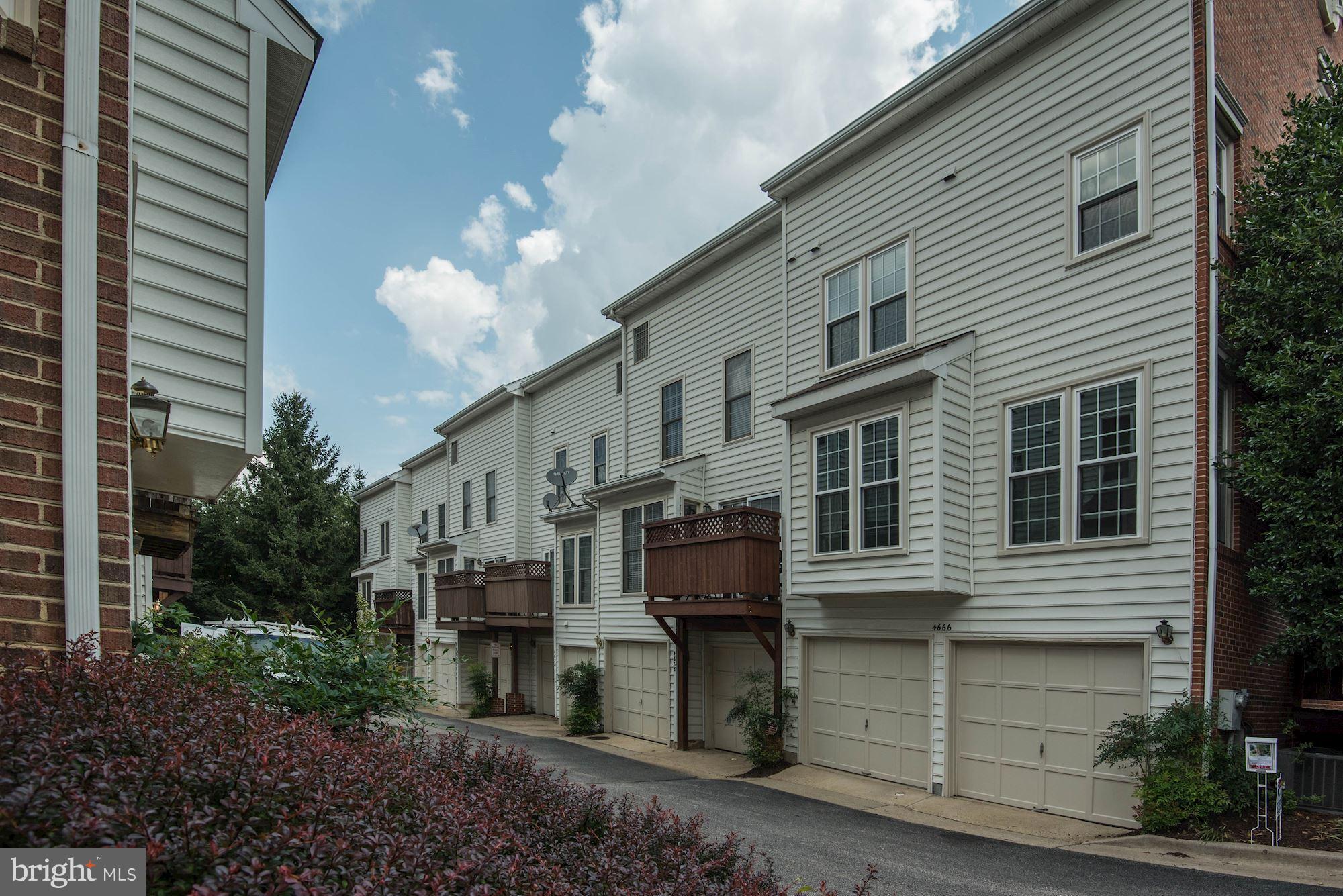 4668 West Braddock Road Alexandria, VA 22311 - Photo 21 of 29 Private area on quiet street