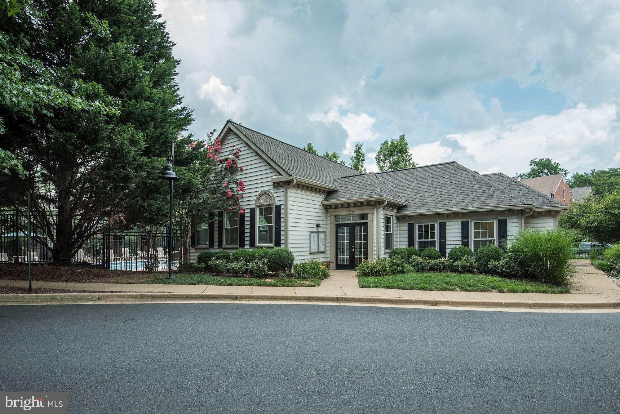 4668 West Braddock Road Alexandria, VA 22311 - Photo 23 of 29 Community Clubhouse & Party Room