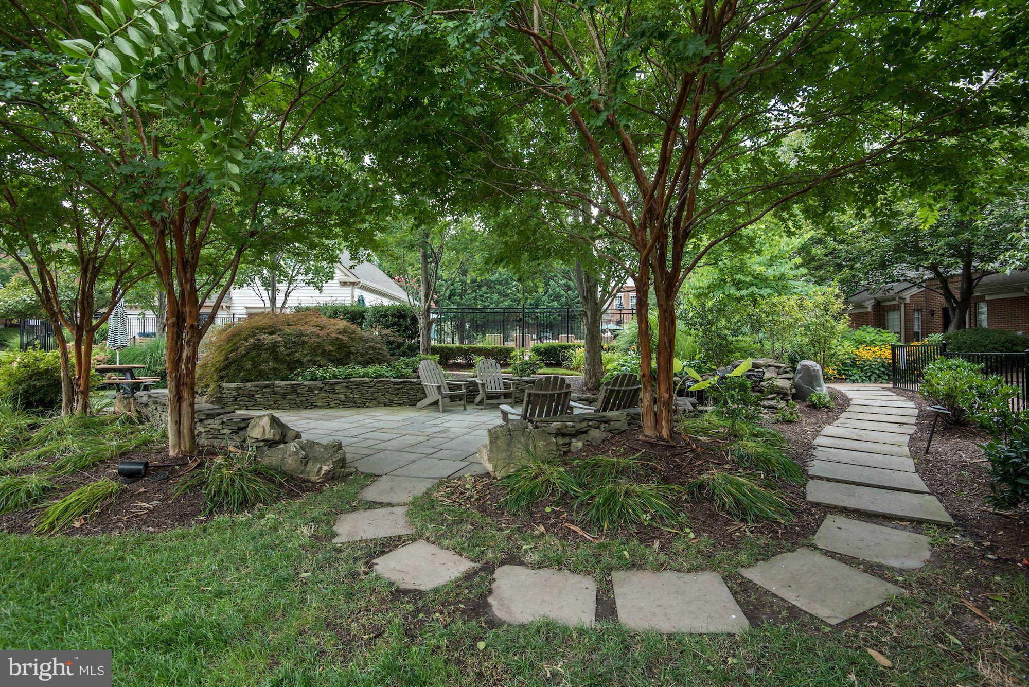 4668 West Braddock Road Alexandria, VA 22311 - Photo 27 of 29 Beautiful fountain area to relax and enjoy