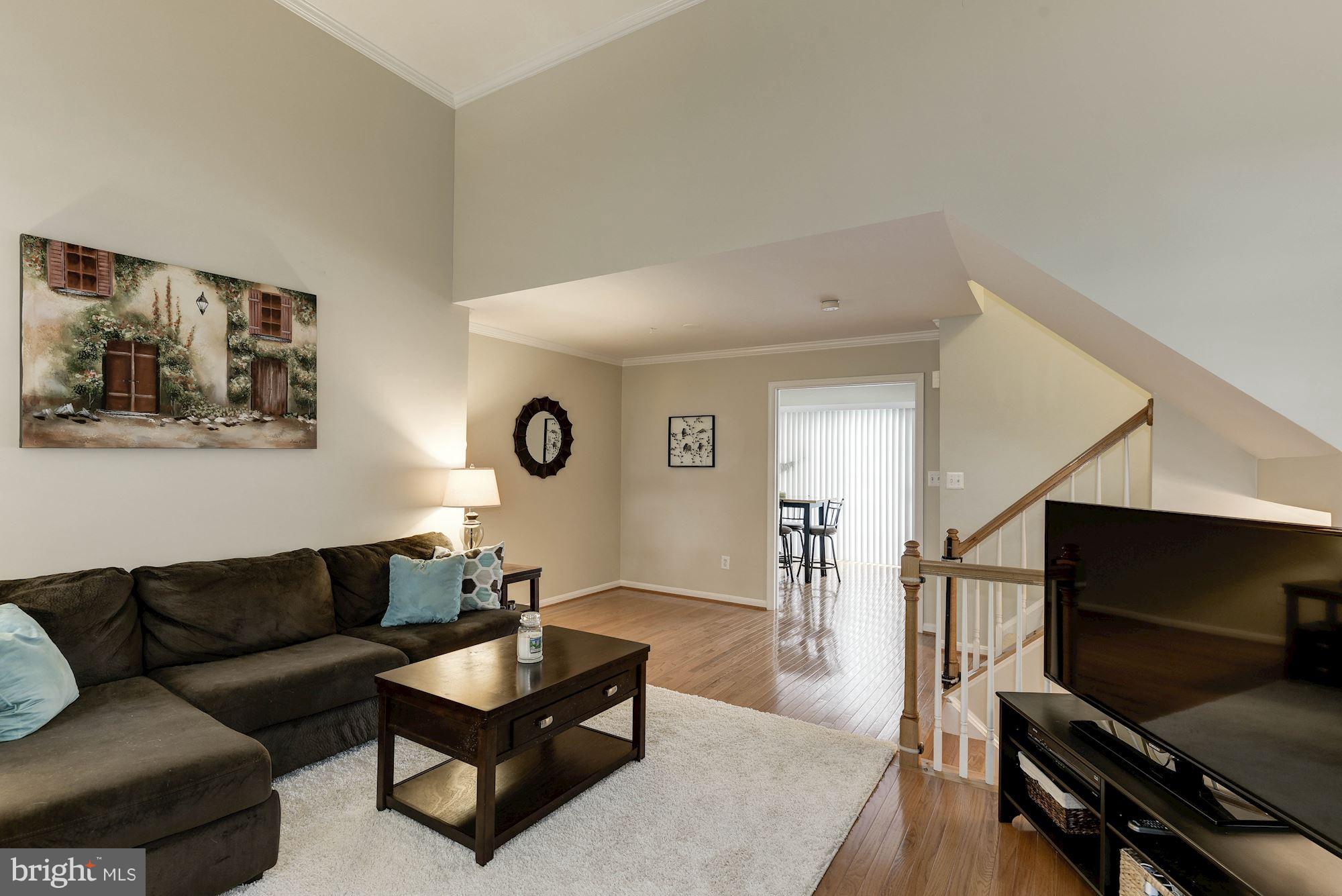 4668 West Braddock Road Alexandria, VA 22311 - Photo 6 of 29 Neutral walls - no painting needed!
