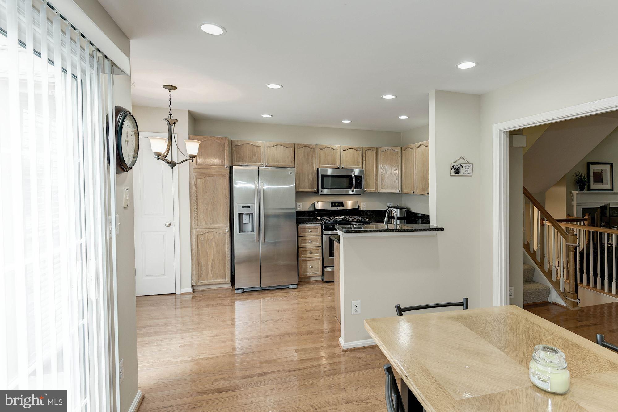 4668 West Braddock Road Alexandria, VA 22311 - Photo 8 of 29 Open concept into the gourmet kitchen