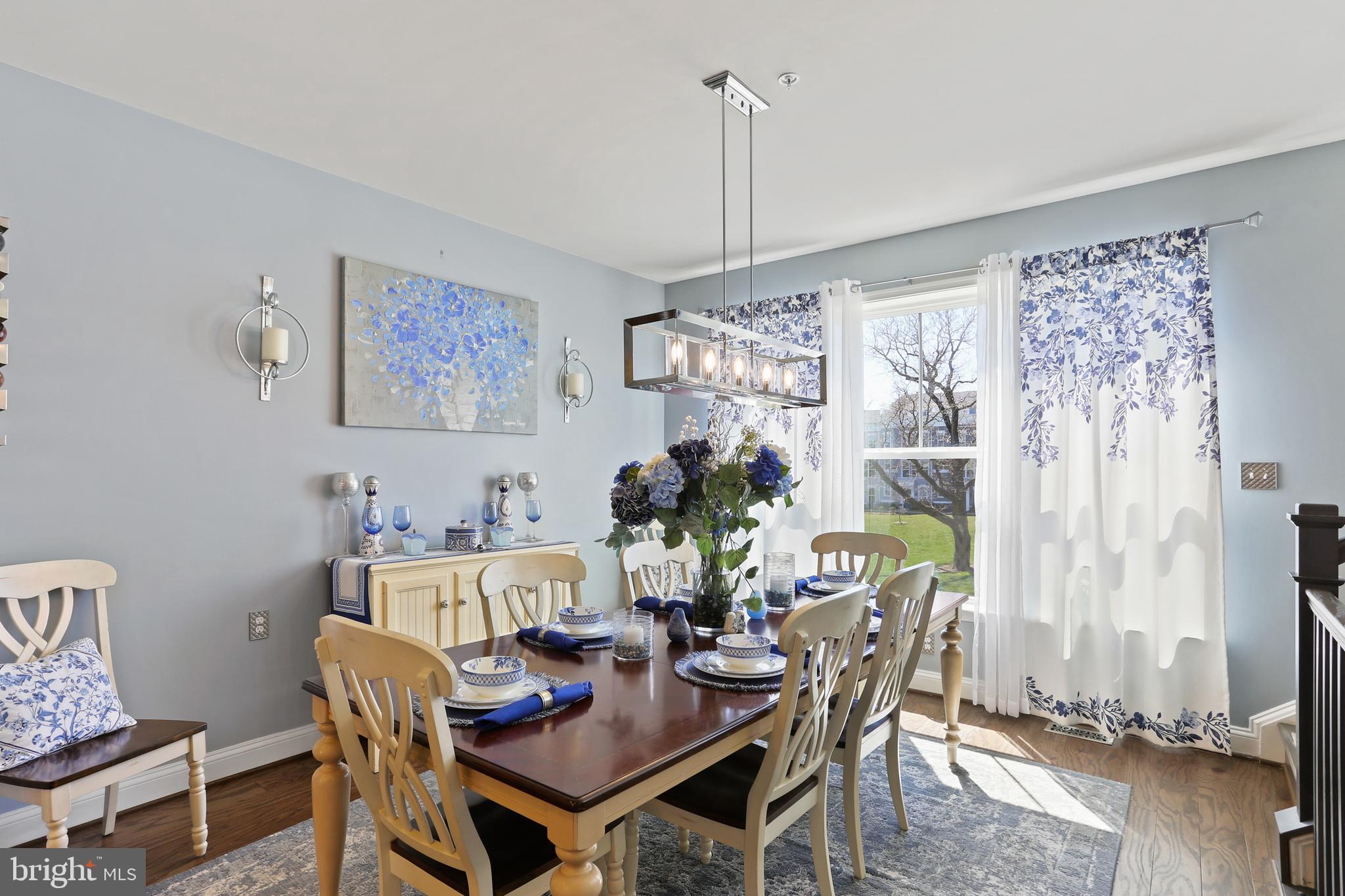 902 Lindley Road Frederick, MD 21701 - Photo 15 of 46 Dining area on Upper 1 level