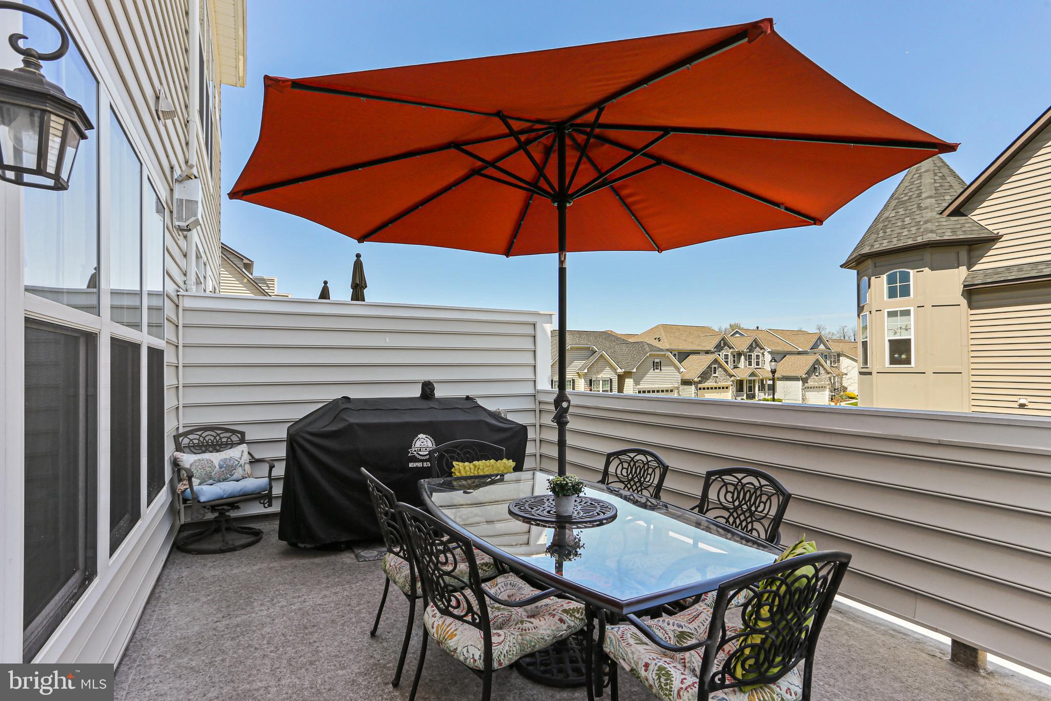 902 Lindley Road Frederick, MD 21701 - Photo 21 of 46 Rear deck