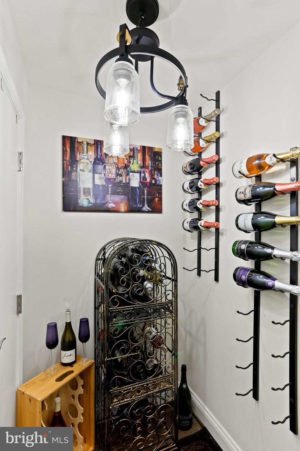 902 Lindley Road Frederick, MD 21701 - Photo 3 of 46 Main level closet