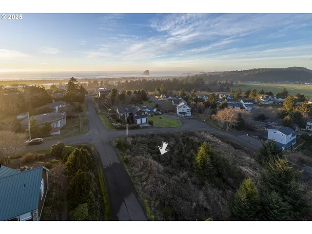 $186,000 | Dana Court, Pacific City, OR 97135