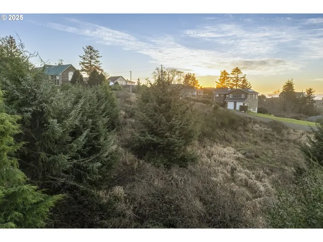 $186,000 | Dana Court, Pacific City, OR 97135