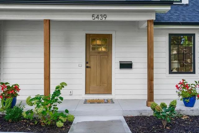 $1,325,000 | 5439 Norwood Street, Fairway, KS 66205